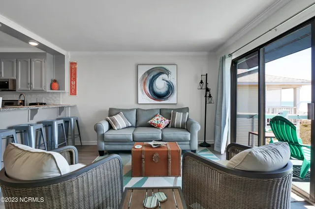 $1,850 | 608 Carolina Beach Avenue North, Unit A3, Carolina Beach, NC 28428