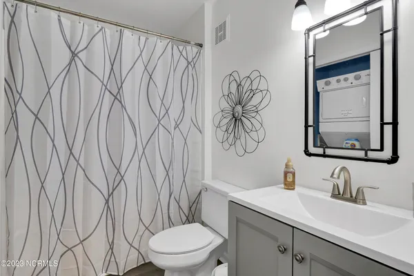 $1,850 | 608 Carolina Beach Avenue North, Unit A3, Carolina Beach, NC 28428