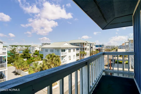 $1,850 | 608 Carolina Beach Avenue North, Unit A3, Carolina Beach, NC 28428