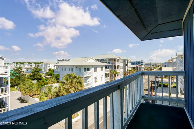 $1,850 | 608 Carolina Beach Avenue North, Unit A3, Carolina Beach, NC 28428