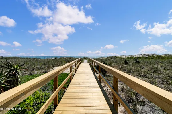 $1,850 | 608 Carolina Beach Avenue North, Unit A3, Carolina Beach, NC 28428