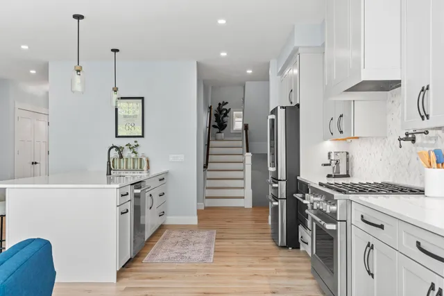 $3,300,000 | 24 Amerescoggin Road, Falmouth, ME 04105