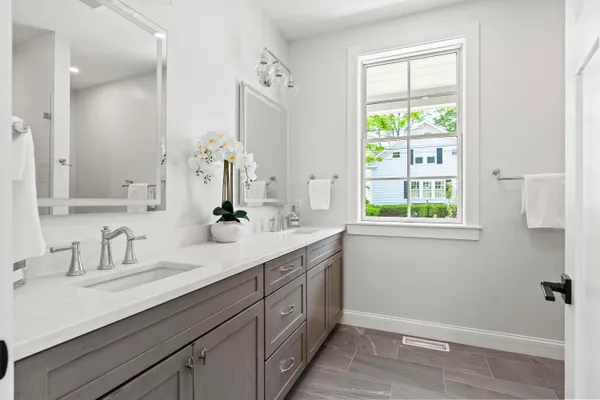 $3,195,000 | 24 Amerescoggin Road, Falmouth, ME 04105