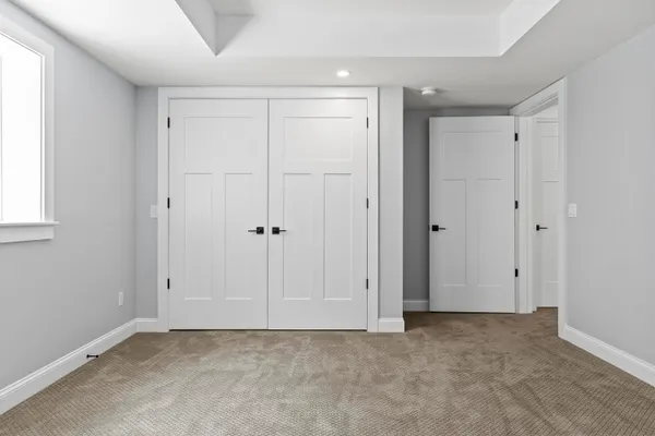 $3,195,000 | 24 Amerescoggin Road, Falmouth, ME 04105