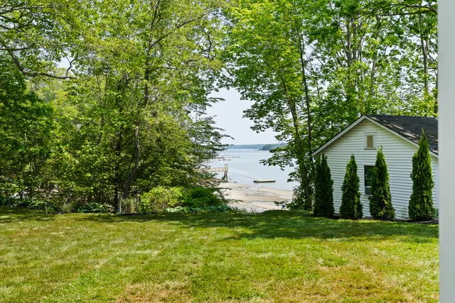 $3,300,000 | 24 Amerescoggin Road, Falmouth, ME 04105