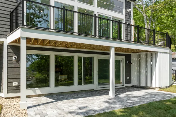 $3,195,000 | 24 Amerescoggin Road, Falmouth, ME 04105