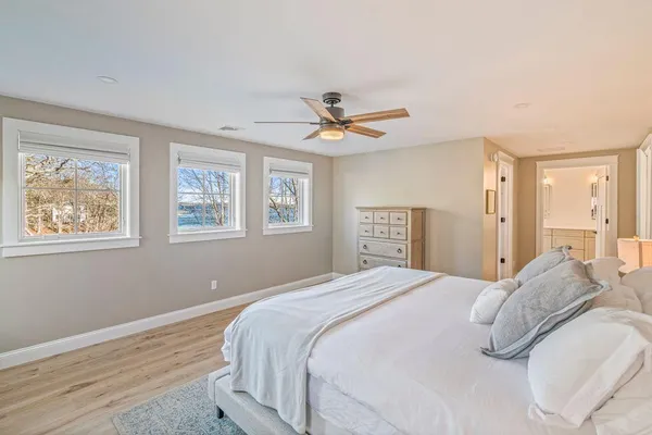 $3,195,000 | 24 Amerescoggin Road, Falmouth, ME 04105