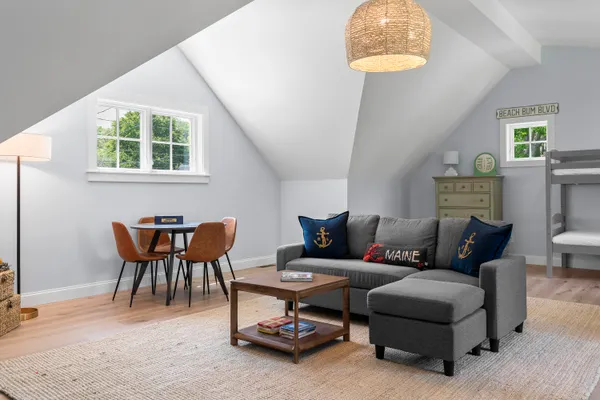 $3,195,000 | 24 Amerescoggin Road, Falmouth, ME 04105