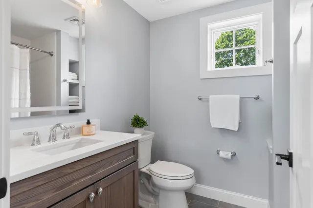 $3,300,000 | 24 Amerescoggin Road, Falmouth, ME 04105