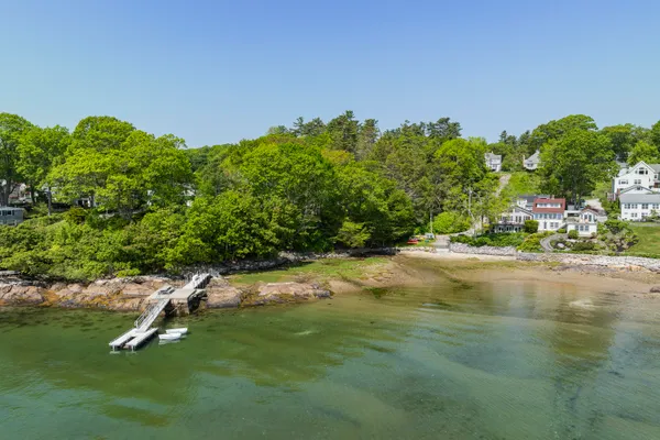 $3,195,000 | 24 Amerescoggin Road, Falmouth, ME 04105