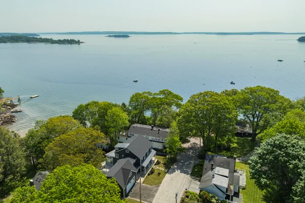 $3,195,000 | 24 Amerescoggin Road, Falmouth, ME 04105