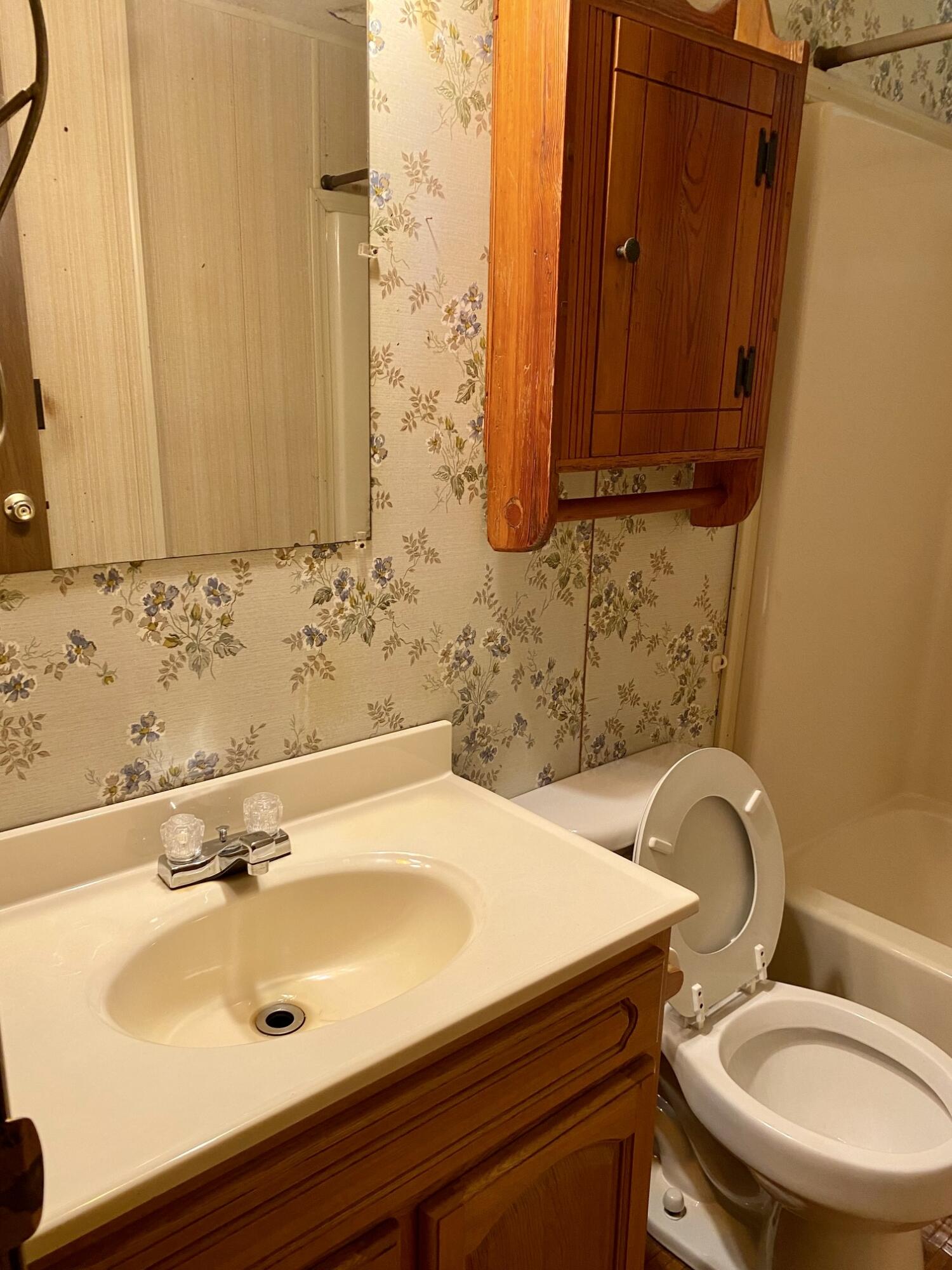 459 Simerly Creek Road Hampton, TN 37658 - Photo 17 of 38 17