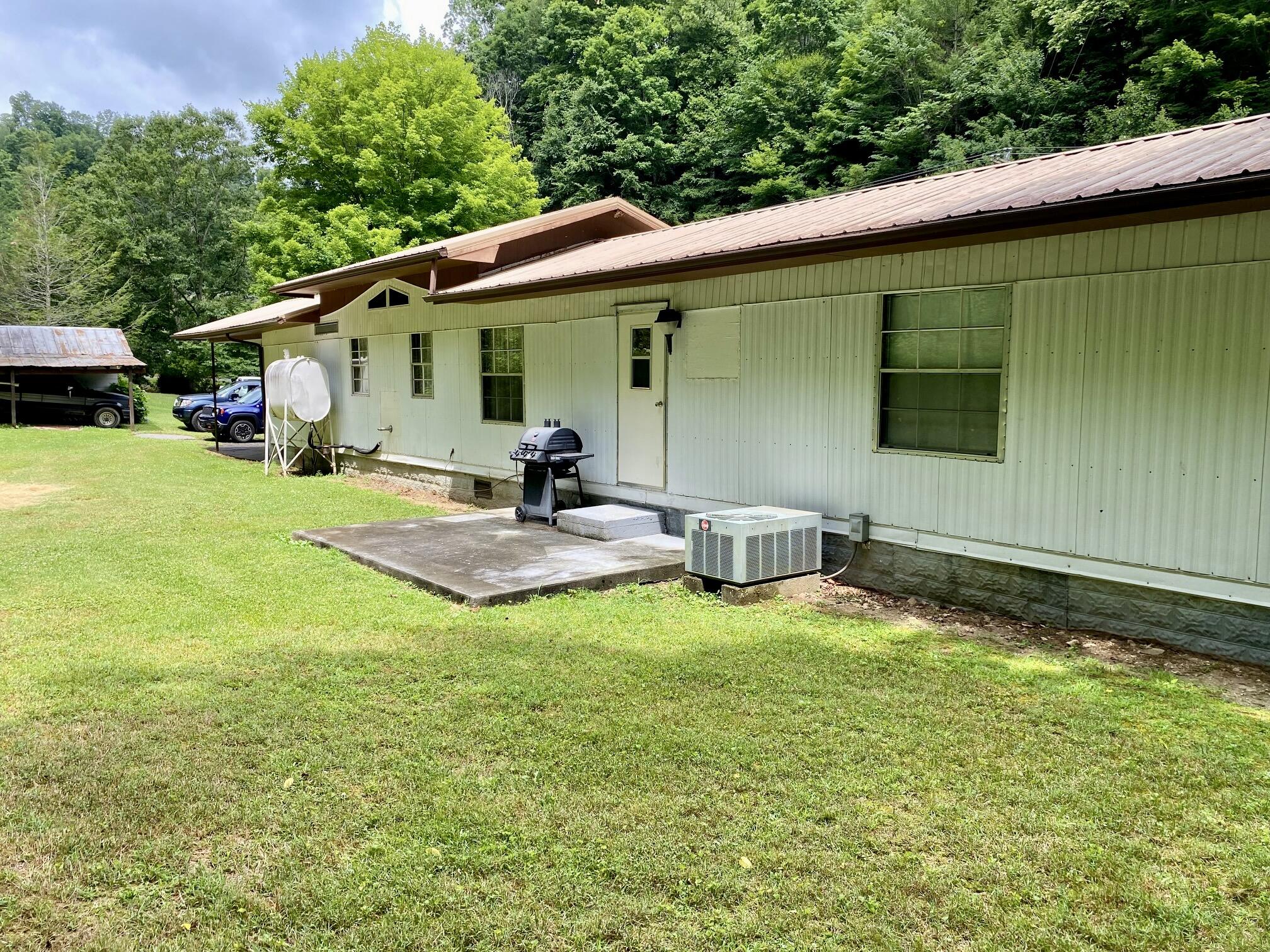459 Simerly Creek Road Hampton, TN 37658 - Photo 35 of 38 35