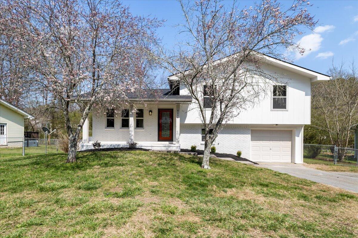 8608 Daisy Dallas Road Hixson, TN 37343 - Photo 2 of 36 05-IMG_3684