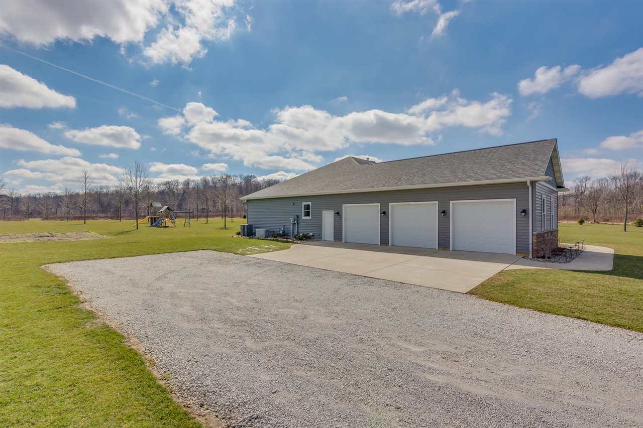32580 Early Road New Carlisle, IN 46552 - Photo 35 of 36 Gallery Image 35