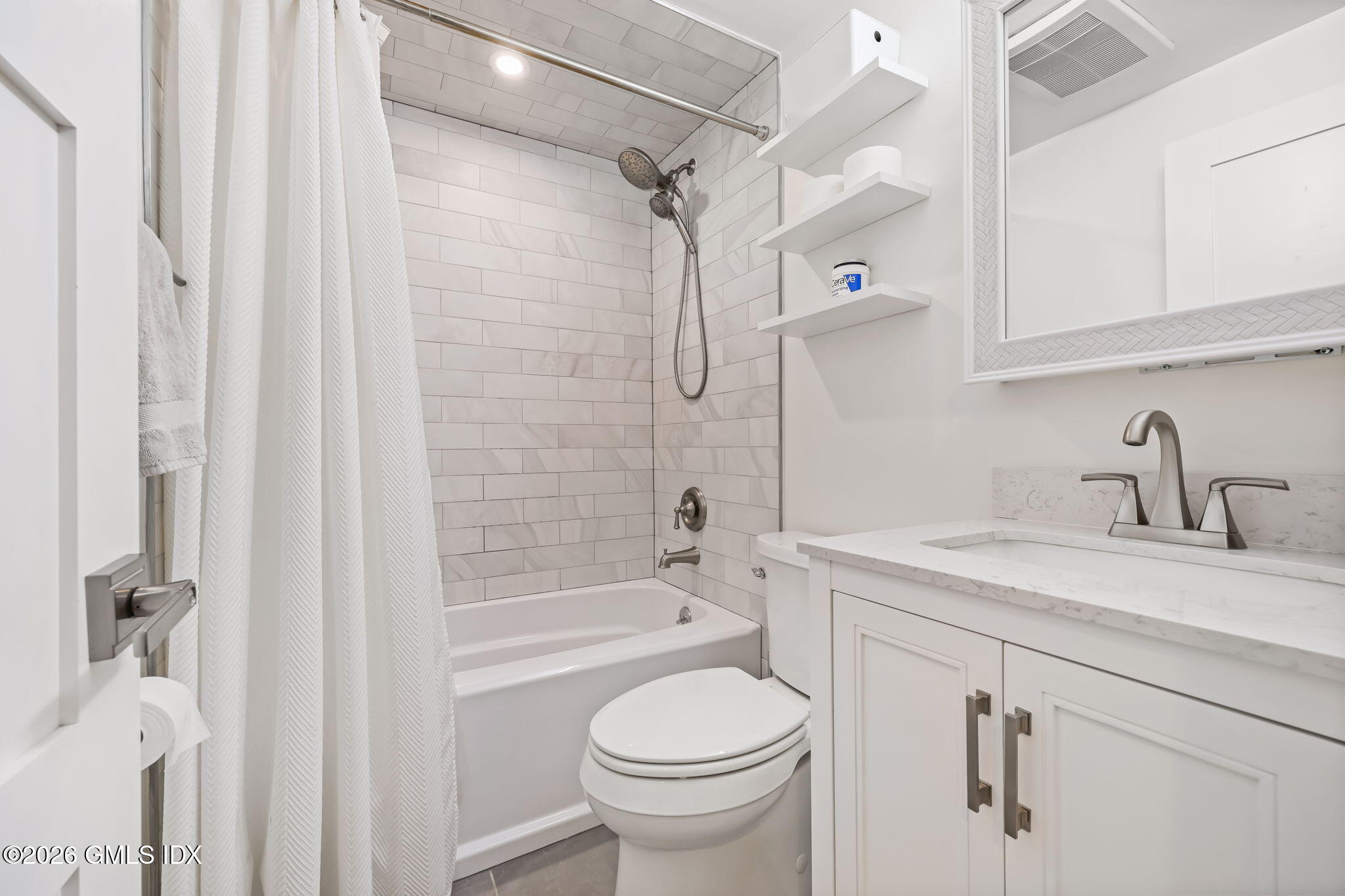 98 Valley Road, Unit 12 Cos Cob, CT 06807 - Photo 15 of 21 30-web-or-mls-98-valley-rd-unit-12