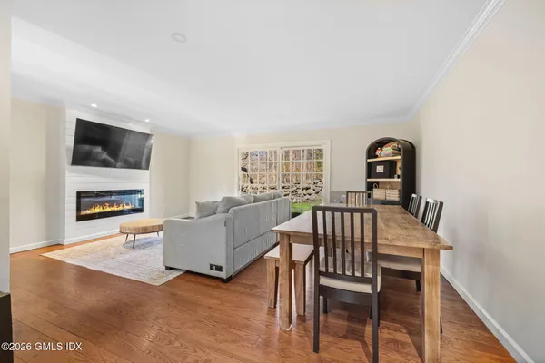 $945,000 | 98 Valley Road, Unit 12, Cos Cob, CT 06807