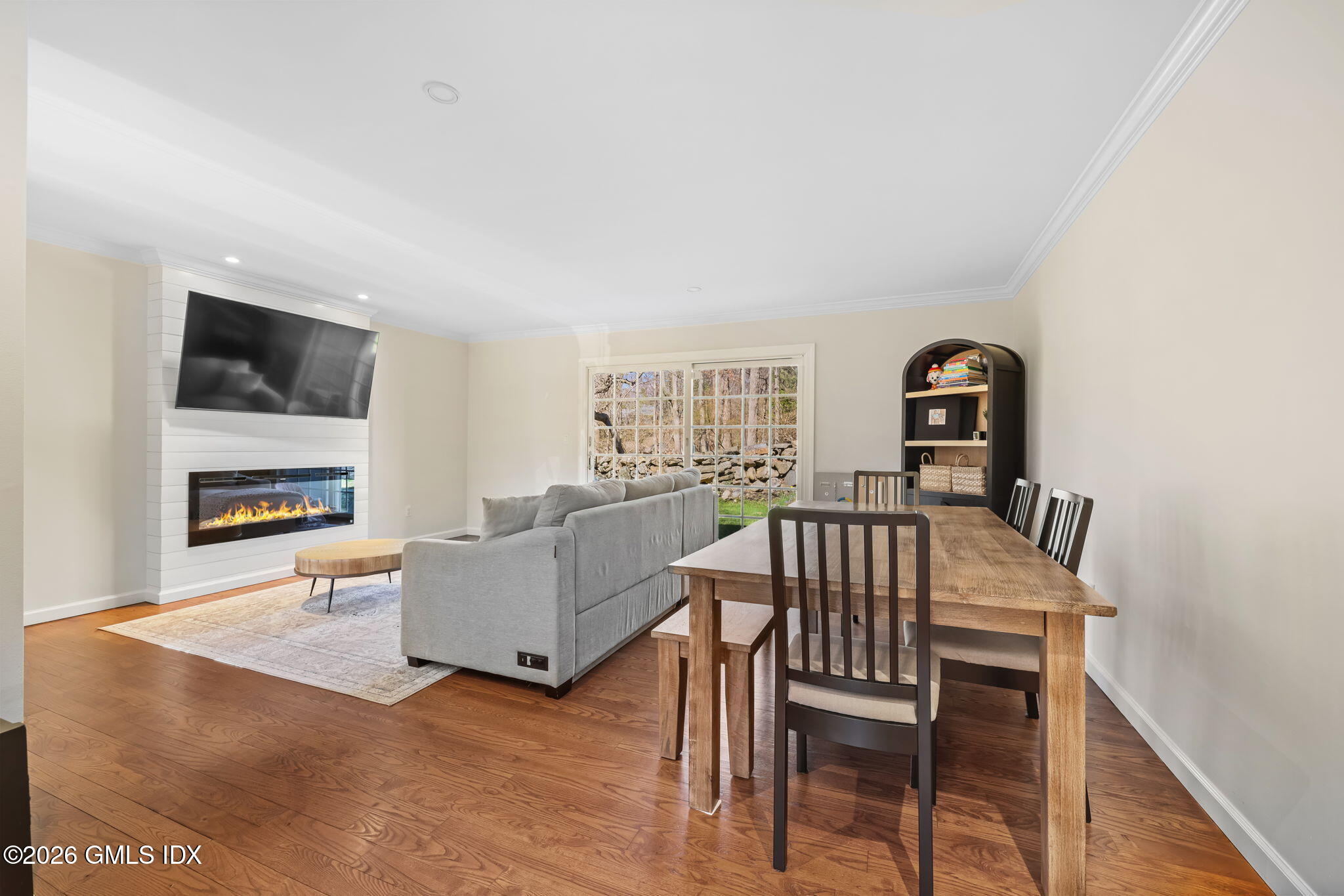 98 Valley Road, Unit 12 Cos Cob, CT 06807 - Photo 3 of 21 13-web-or-mls-98-valley-rd-unit-12