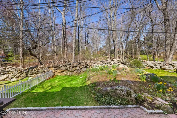 $945,000 | 98 Valley Road, Unit 12, Cos Cob, CT 06807