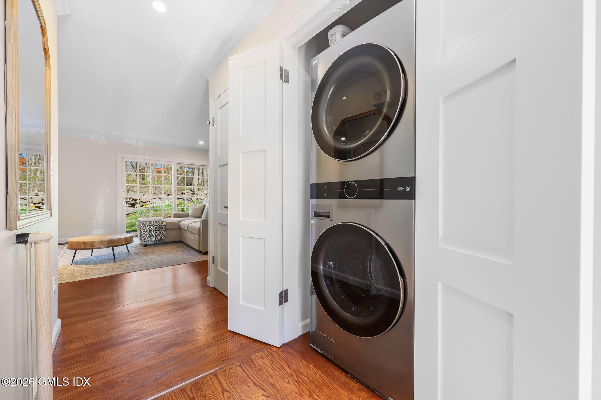 98 Valley Road, Unit 12 Cos Cob, CT 06807 - Photo 10 of 21 7-web-or-mls-98-valley-rd-unit-12