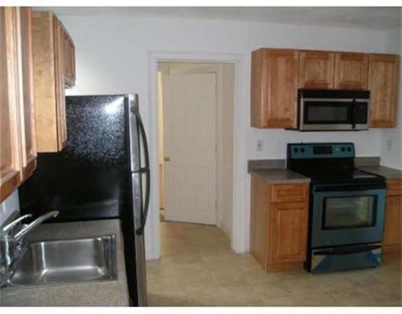 36 Cedar Street Worcester, MA 01609 - Photo 5 of 11