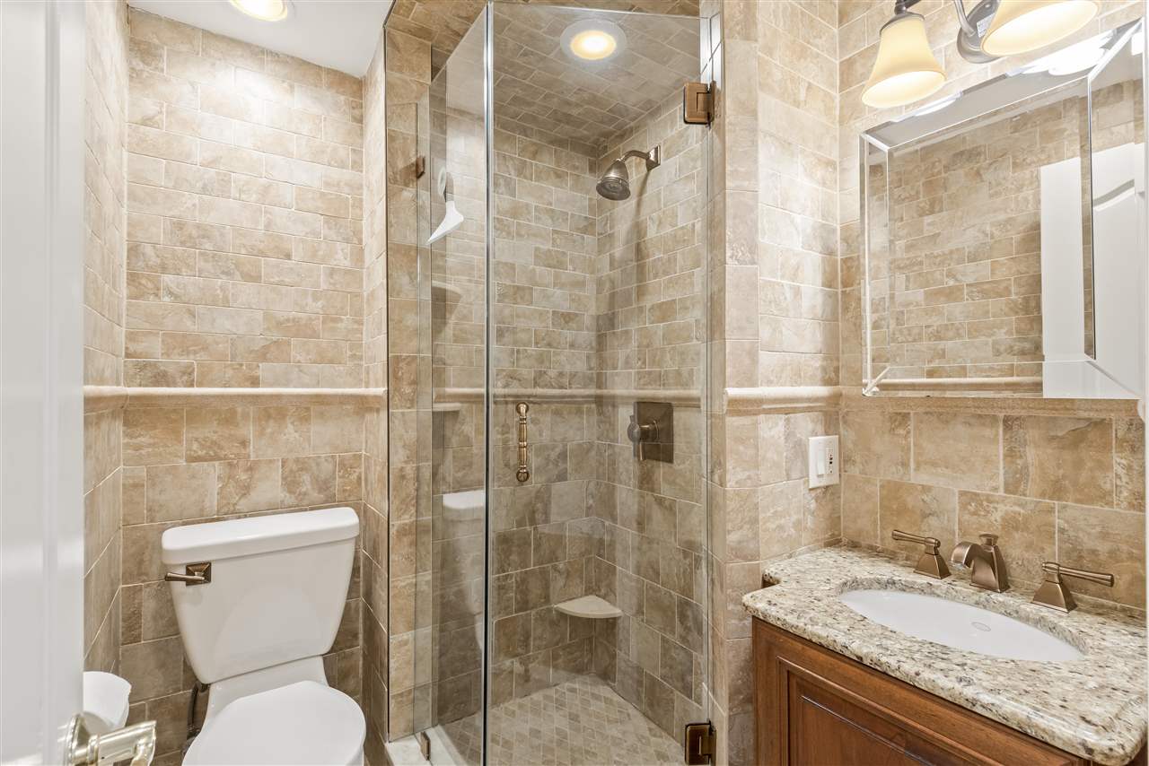 102 Vreeland Avenue Rutherford, NJ 07070 - Photo 19 of 38