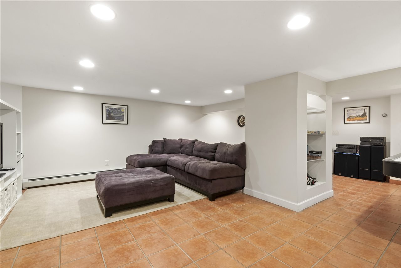 102 Vreeland Avenue Rutherford, NJ 07070 - Photo 23 of 38