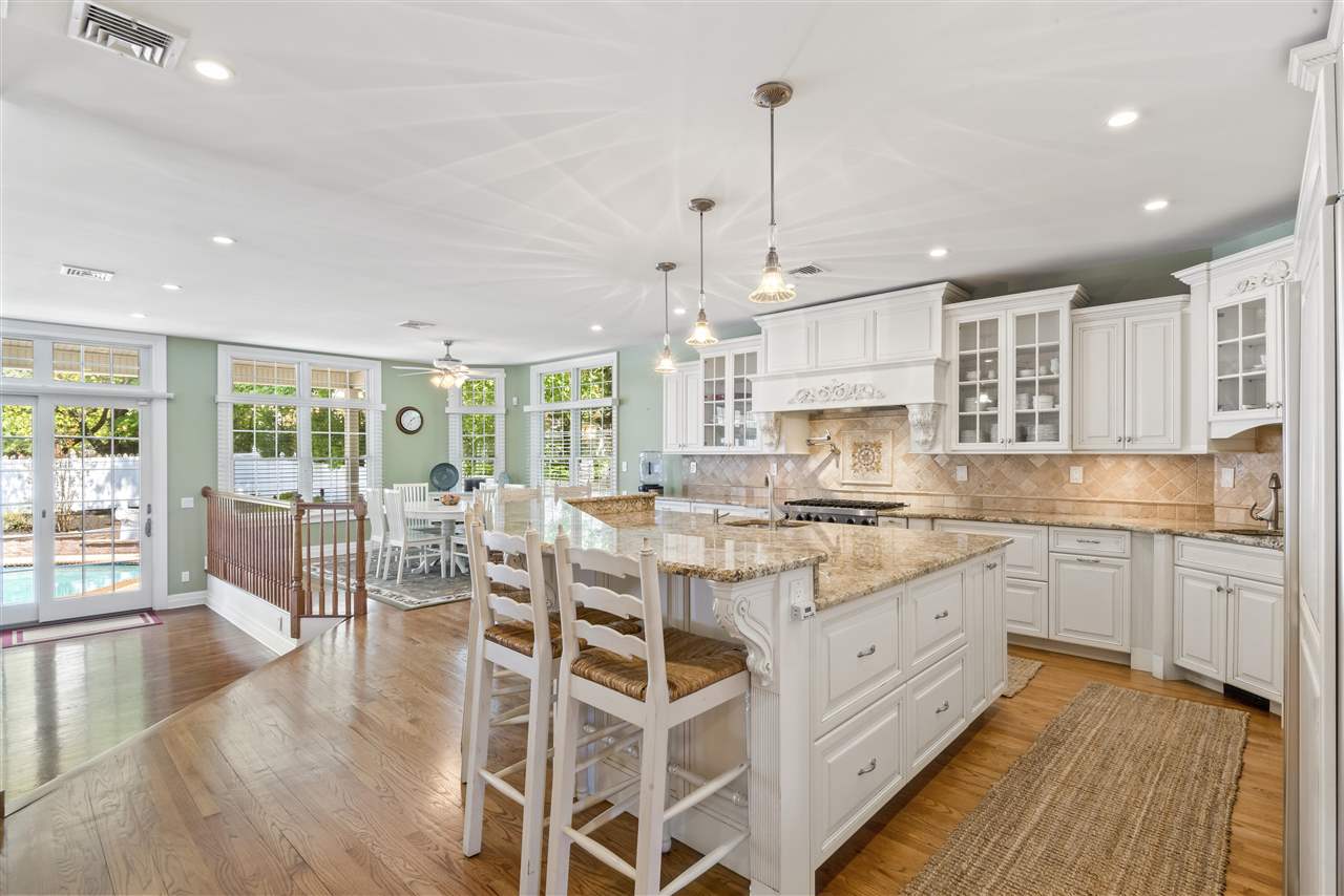 102 Vreeland Avenue Rutherford, NJ 07070 - Photo 7 of 38