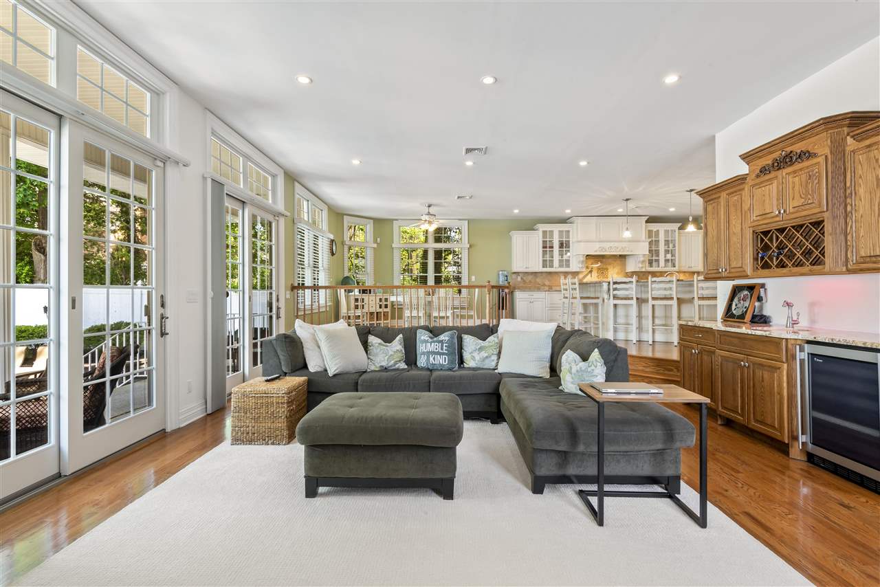 102 Vreeland Avenue Rutherford, NJ 07070 - Photo 10 of 38