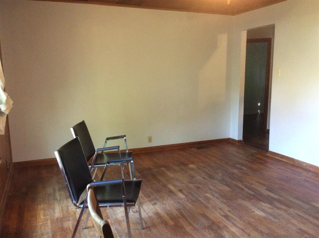 1824 Littlefield Road Farwell, MI 48622 - Photo 7 of 38 1880255-6.JPG