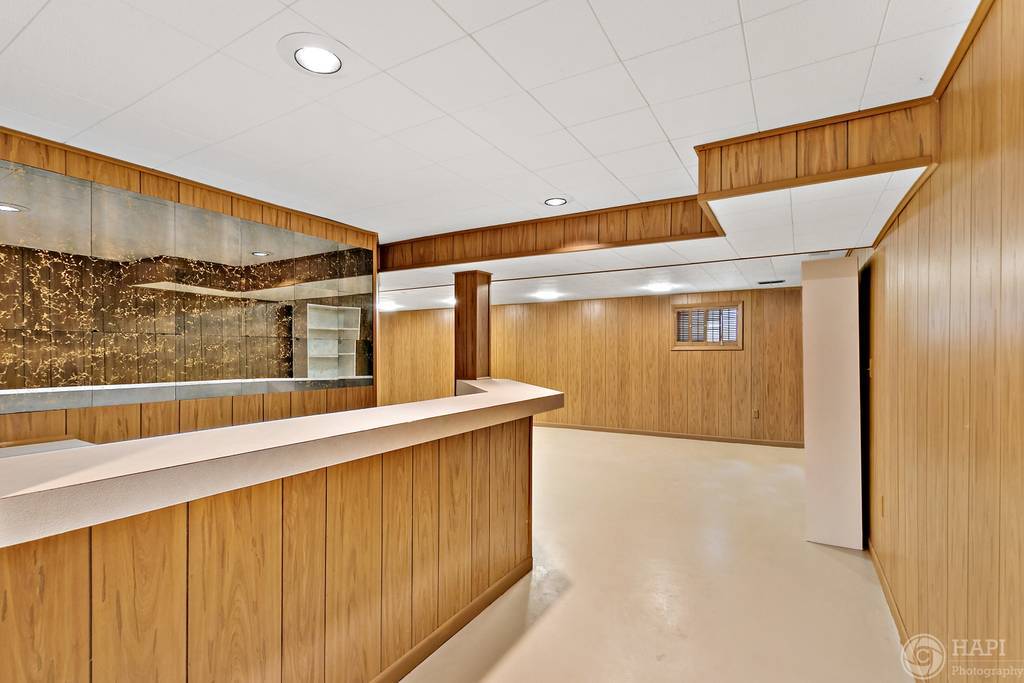 33 Ferndale Road Deer Park, IL 60010 - Photo 24 of 31 a view of swimming pool