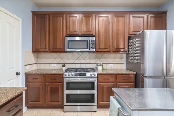 $785,000 | 11009 Cherisse Drive, Austin, TX 78739