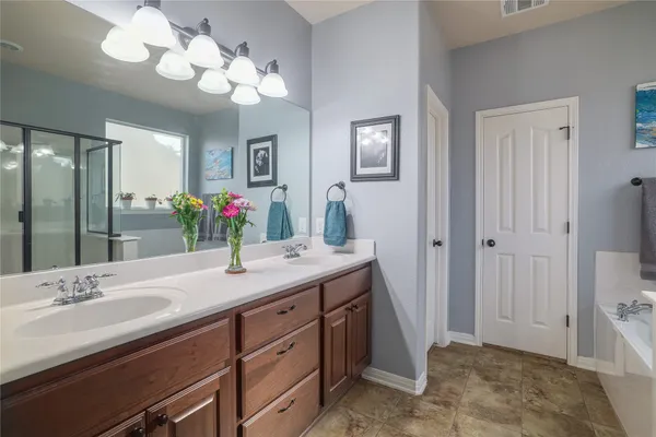 $785,000 | 11009 Cherisse Drive, Austin, TX 78739