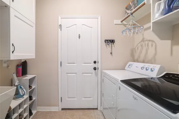 $785,000 | 11009 Cherisse Drive, Austin, TX 78739