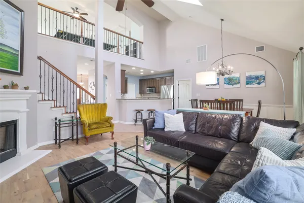$785,000 | 11009 Cherisse Drive, Austin, TX 78739