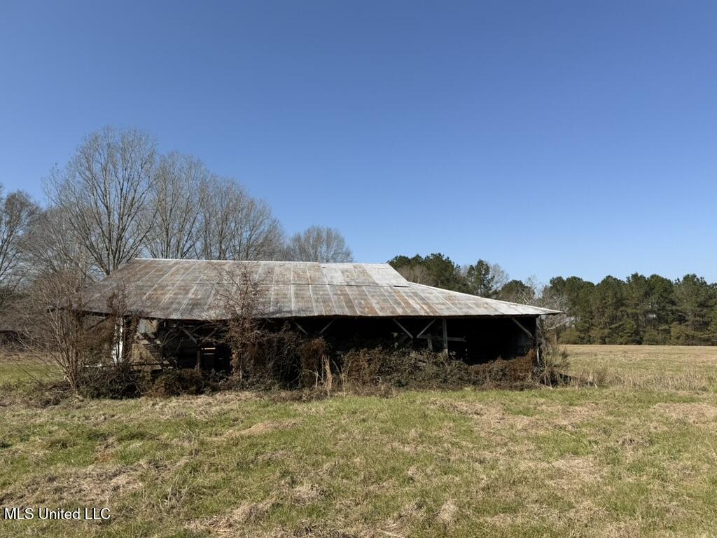 Water Tank Road Sandy Hook, MS 39478 - Photo 2 of 15 74698BAB-AA0A-4DD4-9696-F4B0C4AB7D8C_1_1