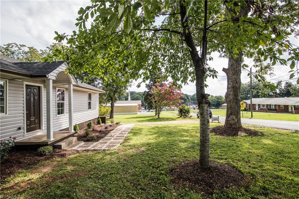 160 Hampton Road Asheboro, NC 27203 - Photo 25 of 30 Gallery Image 25
