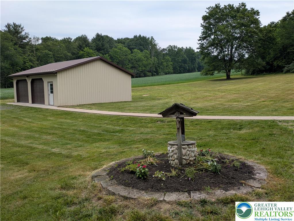 124 Sterling Valley Road Kunkletown, PA 18058 - Photo 9 of 29 a swimming pool with wooden fence