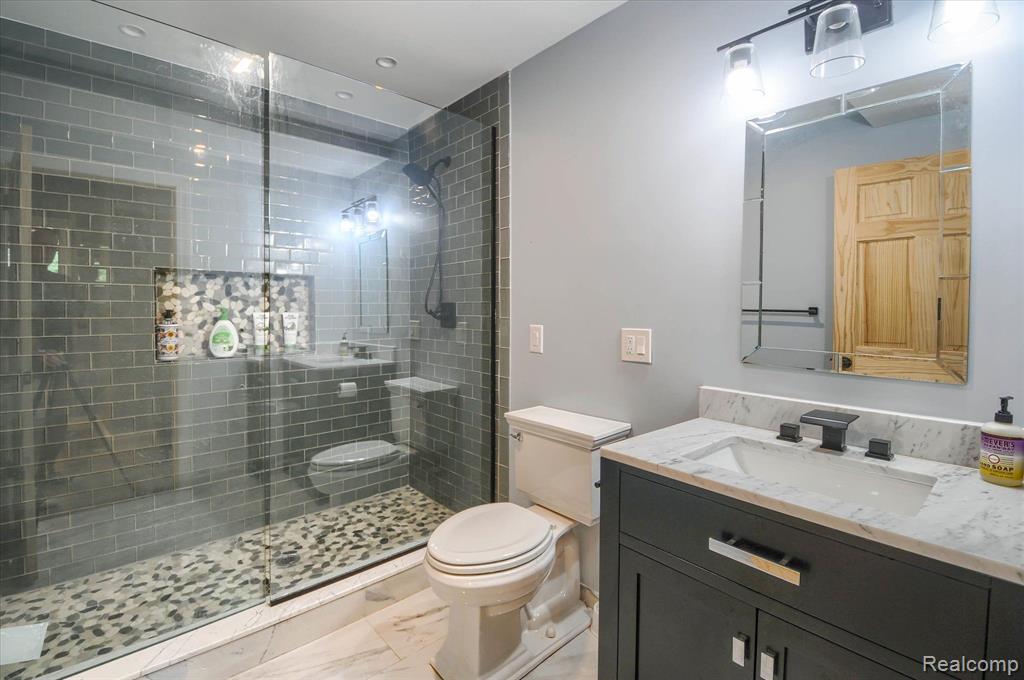 3920 5 Lakes Road North Branch, MI 48461 - Photo 33 of 73 Gallery Image 33