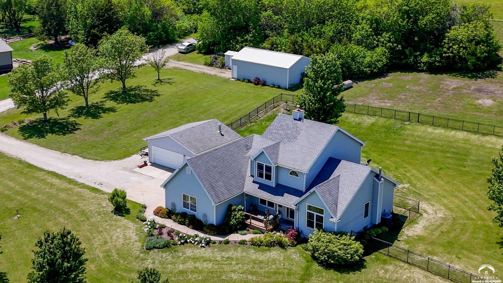 540 North 711 Road Lawrence, KS 66047 - Photo 4 of 89