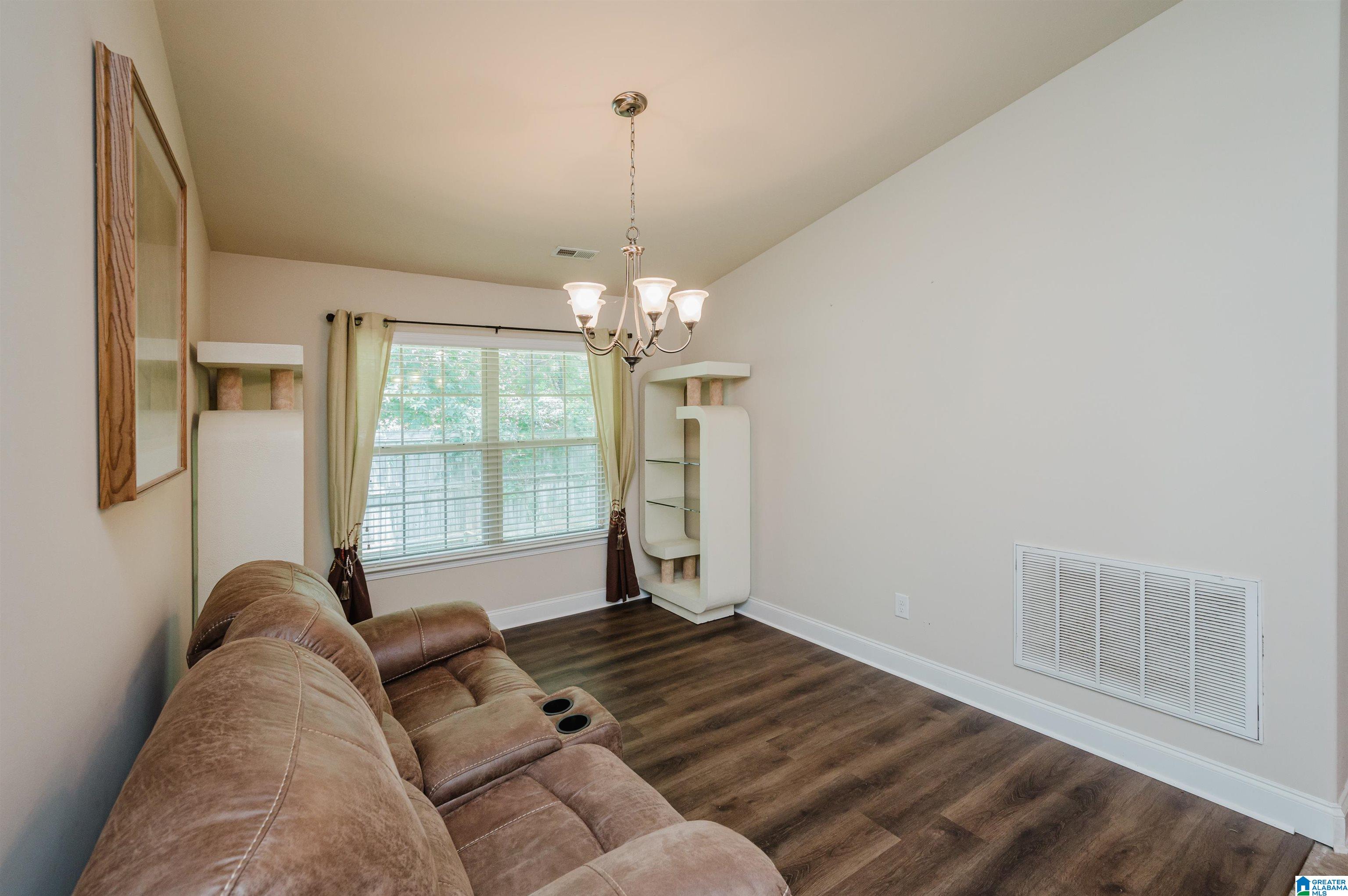 301 Vincent Street Alabaster, AL 35007 - Photo 8 of 46