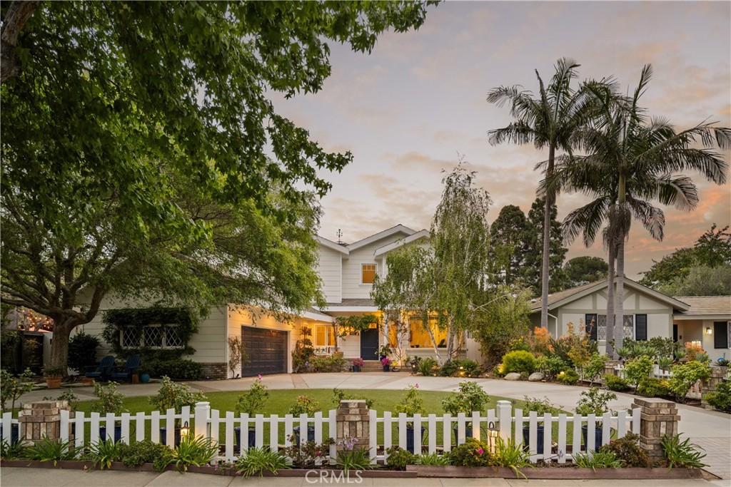 6415 Riggs Place Los Angeles, CA 90045 - Photo 1 of 33