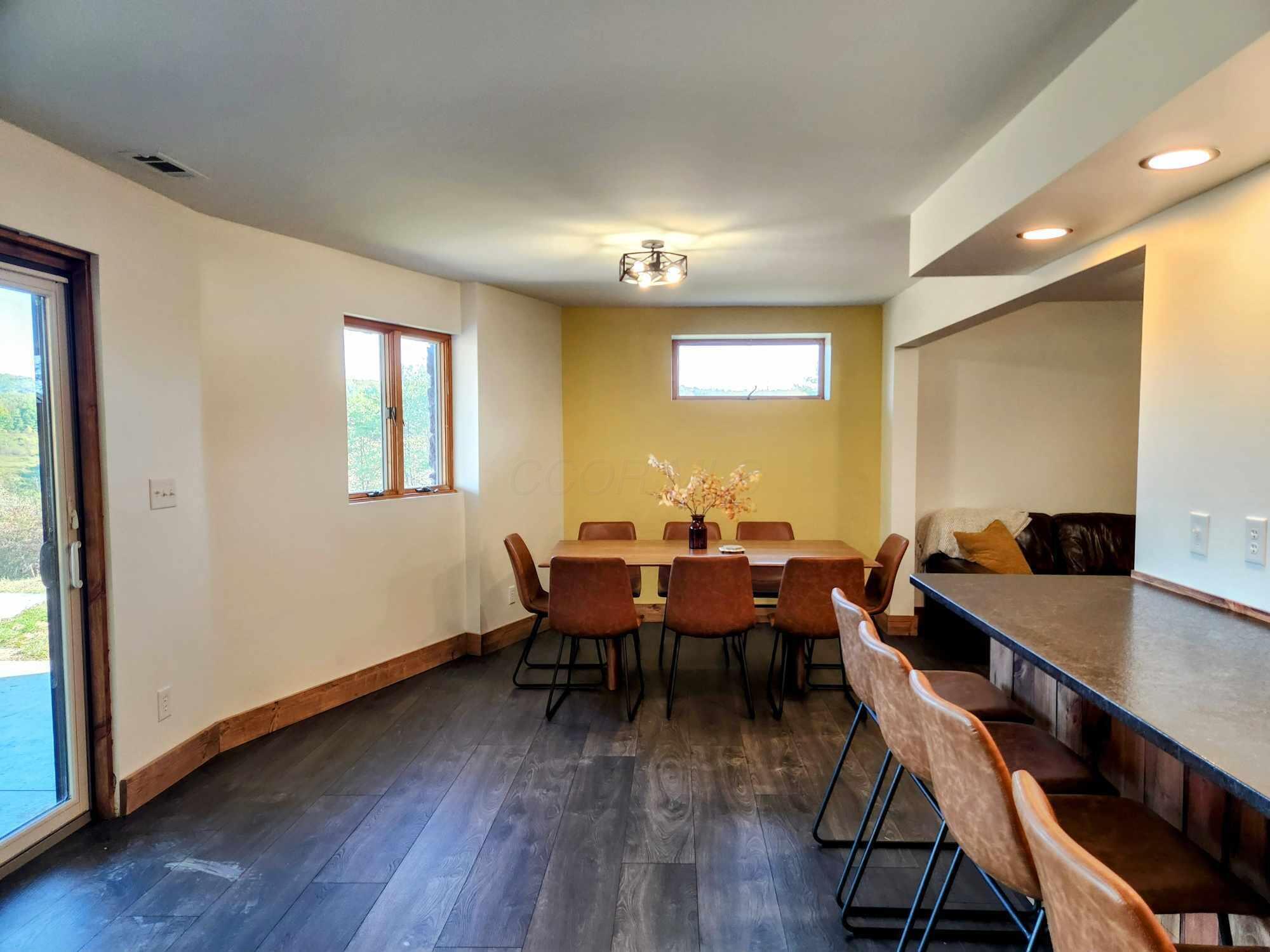 1166 Blue Valley Road Southeast Lancaster, OH 43130 - Photo 38 of 88 Lower Dining