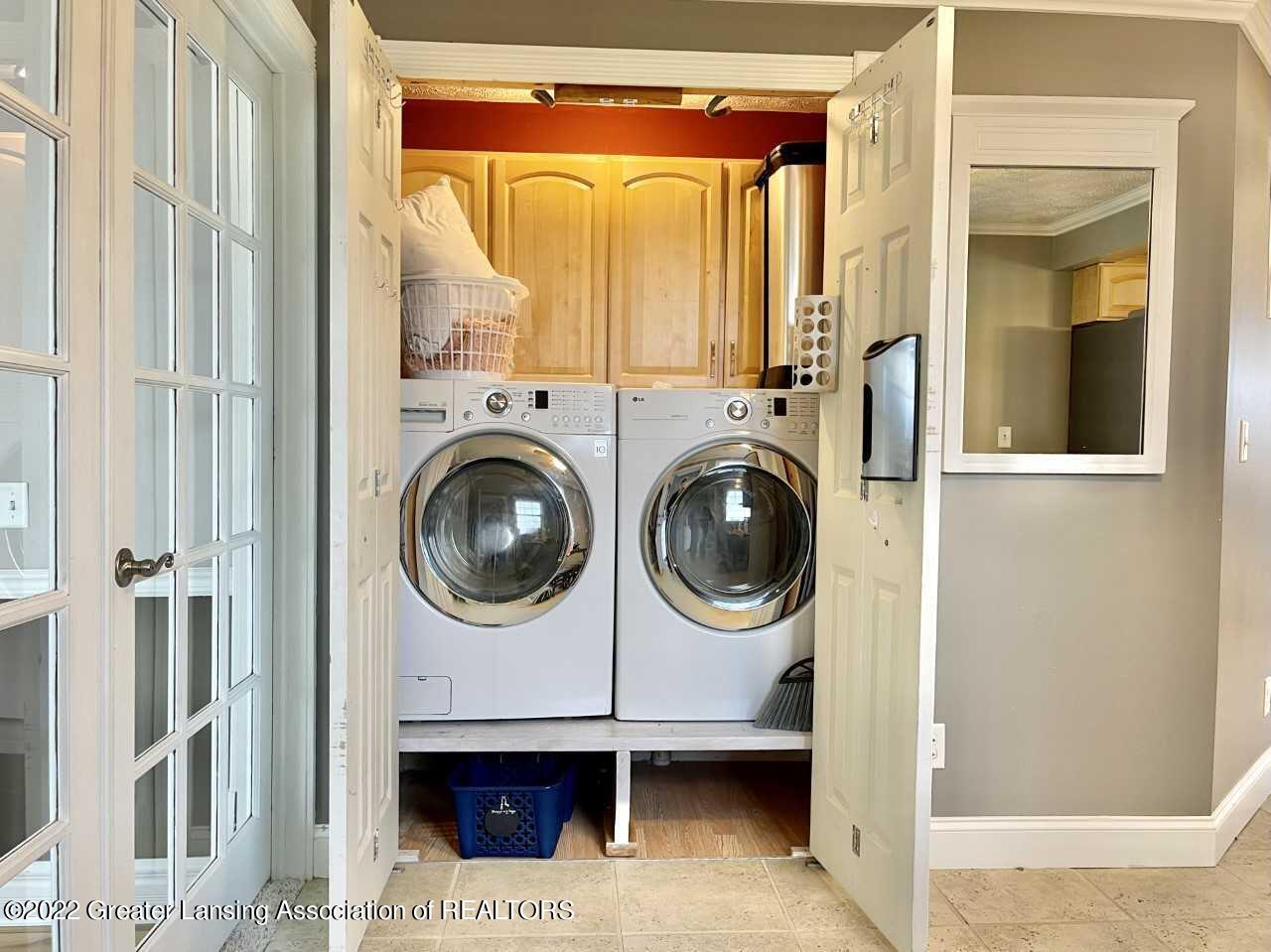 5568 South Baldwin Road Ithaca, MI 48847 - Photo 17 of 60 Laundry