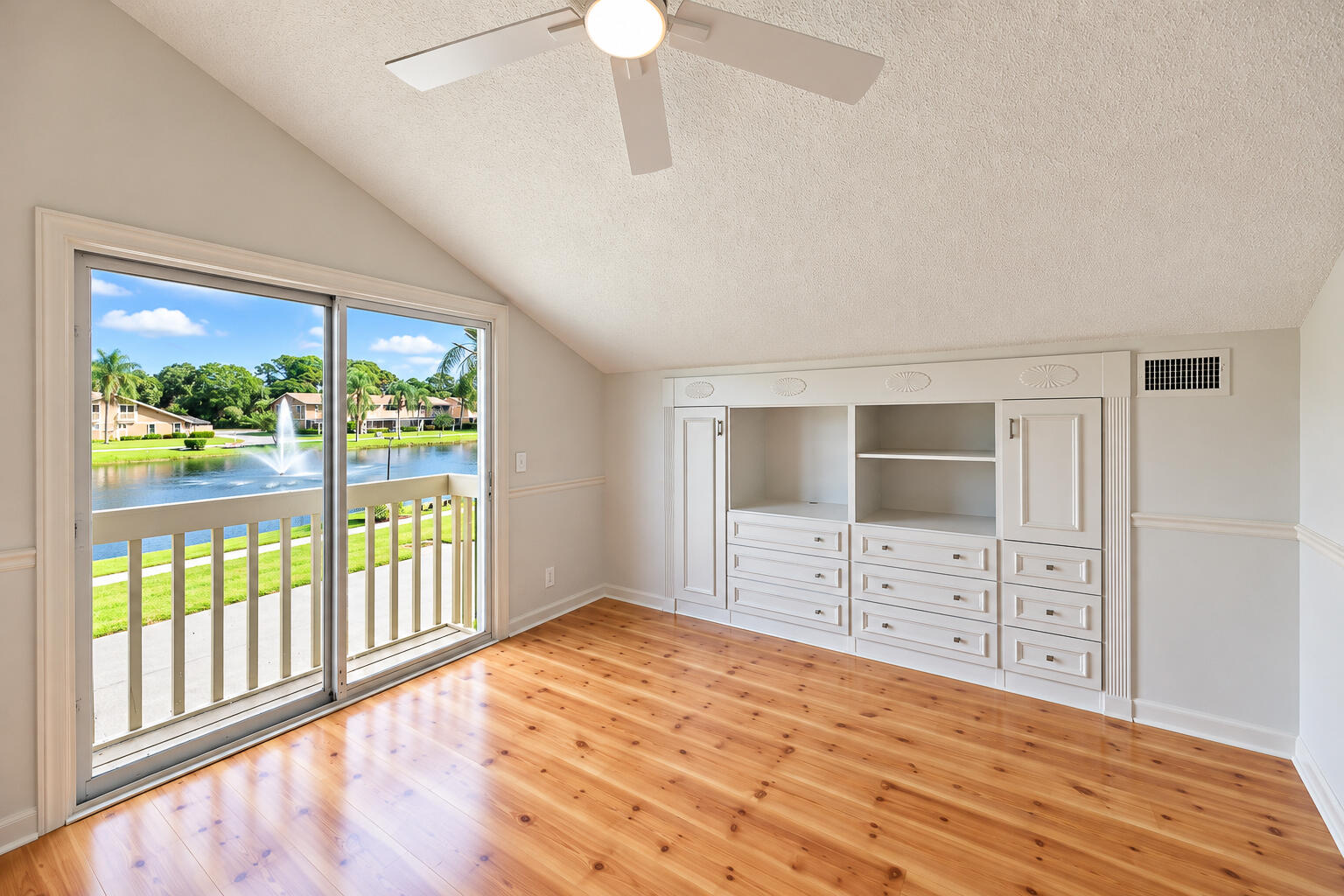 232 Maplecrest Circle Jupiter, FL 33458 - Photo 26 of 34 232 Maplecrest Cir-Jupiter, FL, United S