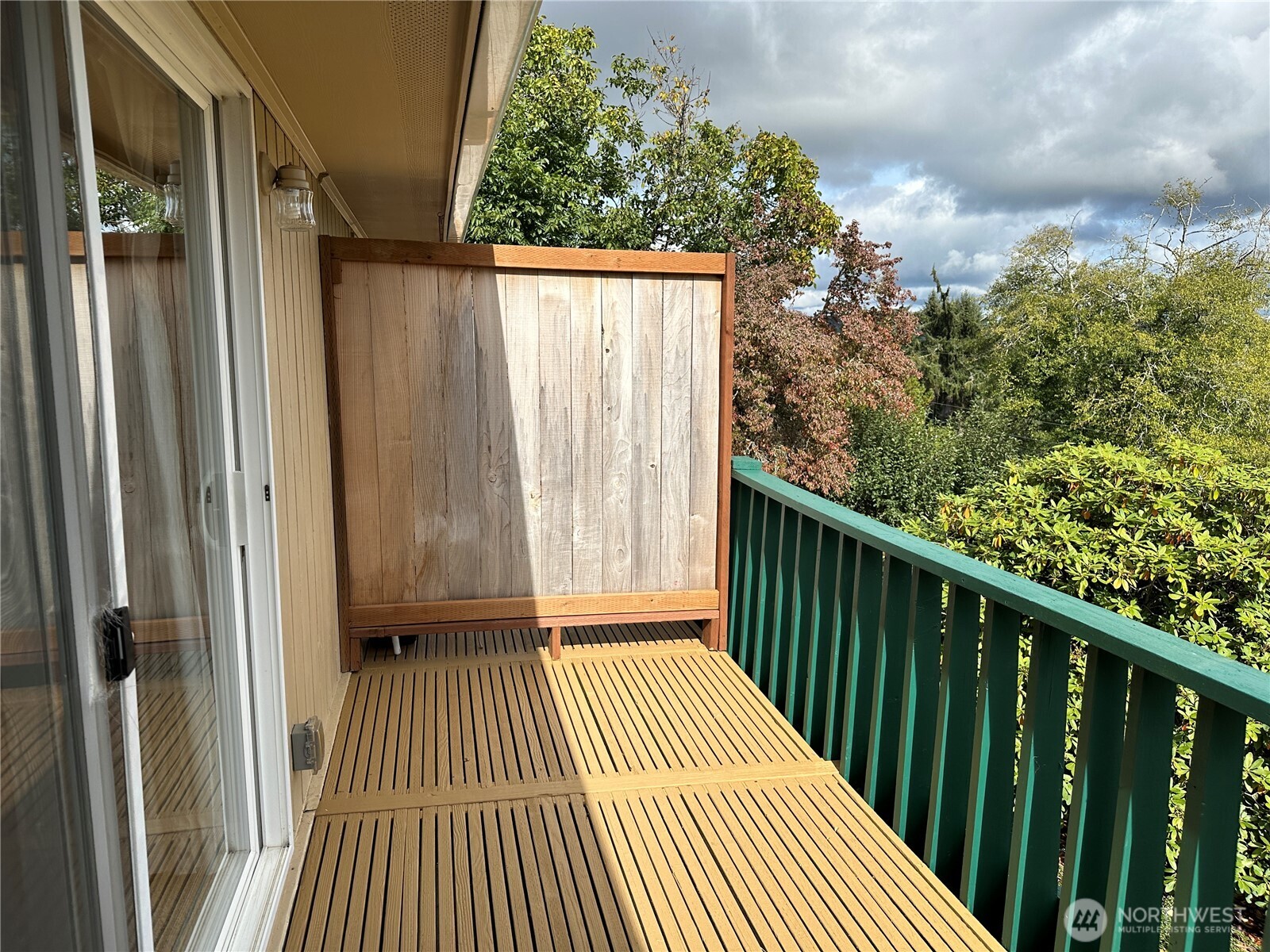 910 Barnhart Street Raymond, WA 98577 - Photo 14 of 38 a balcony view with a glass door
