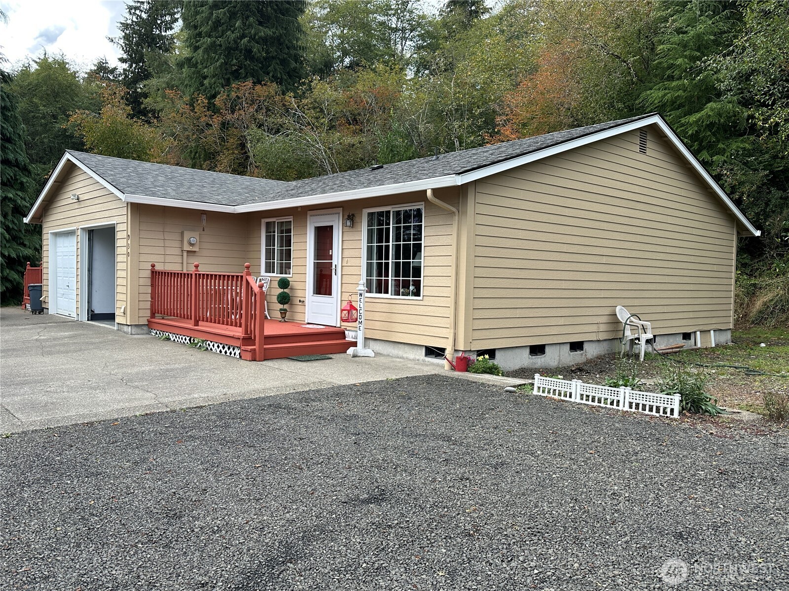 910 Barnhart Street Raymond, WA 98577 - Photo 27 of 38 a view of a house with a backyard