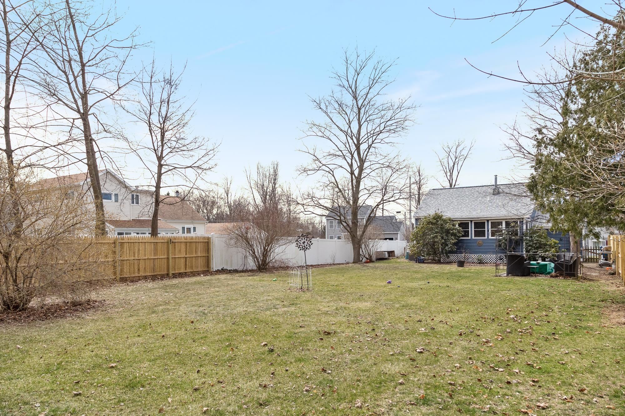 18 Stanbury Road Burlington, VT 05408 - Photo 31 of 40