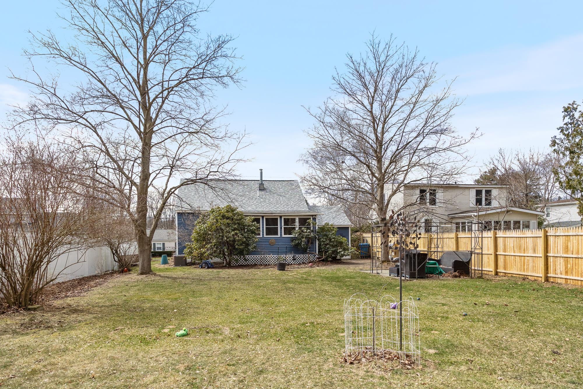 18 Stanbury Road Burlington, VT 05408 - Photo 32 of 40