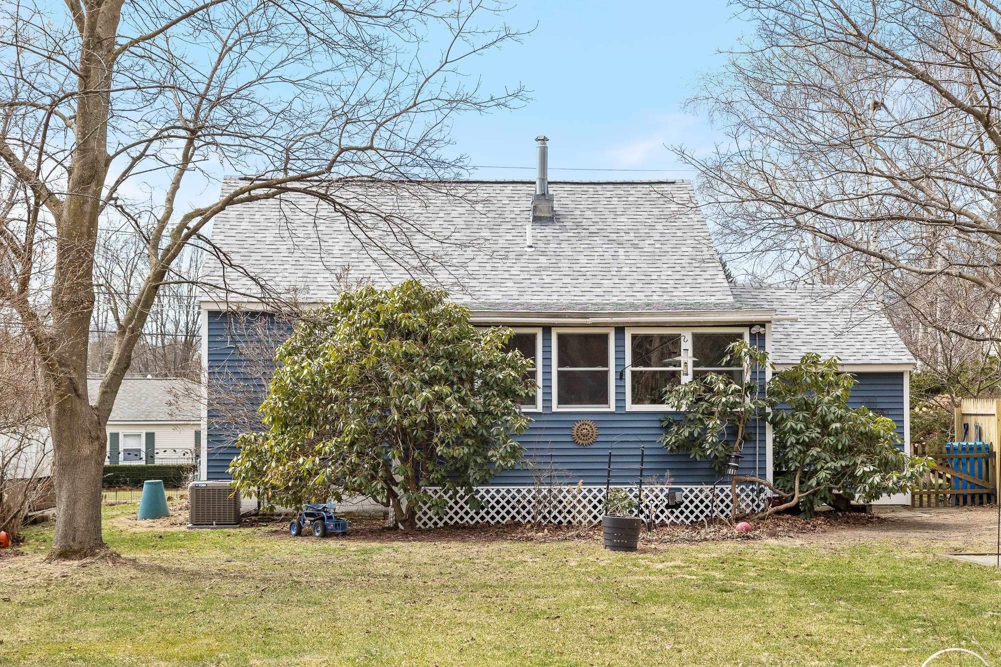 18 Stanbury Road Burlington, VT 05408 - Photo 33 of 40